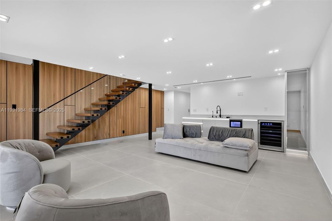 В аренду: $16,000 (3 спален, 3 ванн, 2450 Квадратных фут)