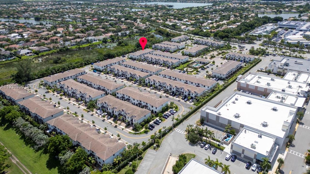 For Rent: $3,500 (3 beds, 2 baths, 1888 Square Feet)