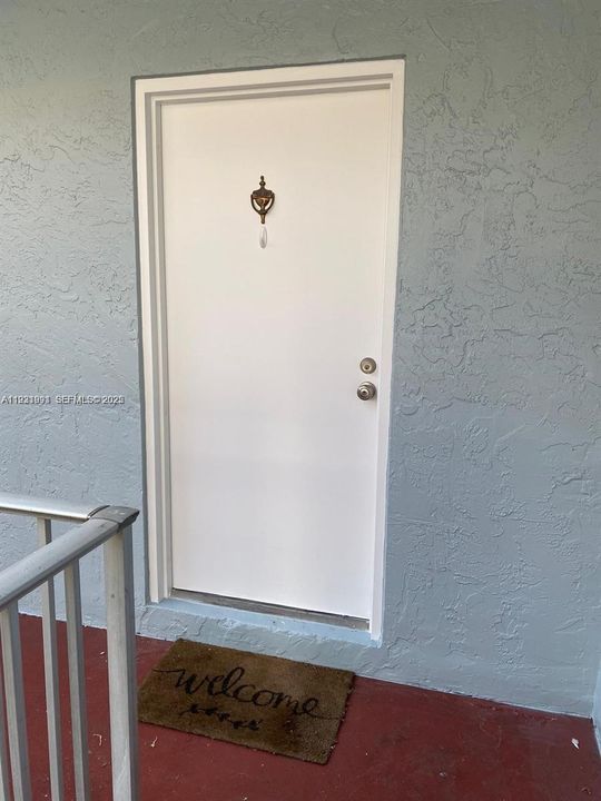 For Rent: $2,800 (2 beds, 2 baths, 1021 Square Feet)