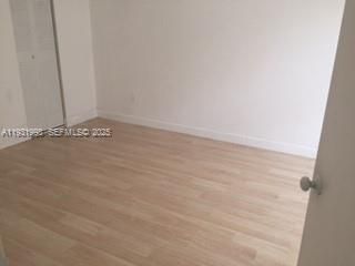 待售: $218,000 (2 贝兹, 2 浴室, 956 平方英尺)