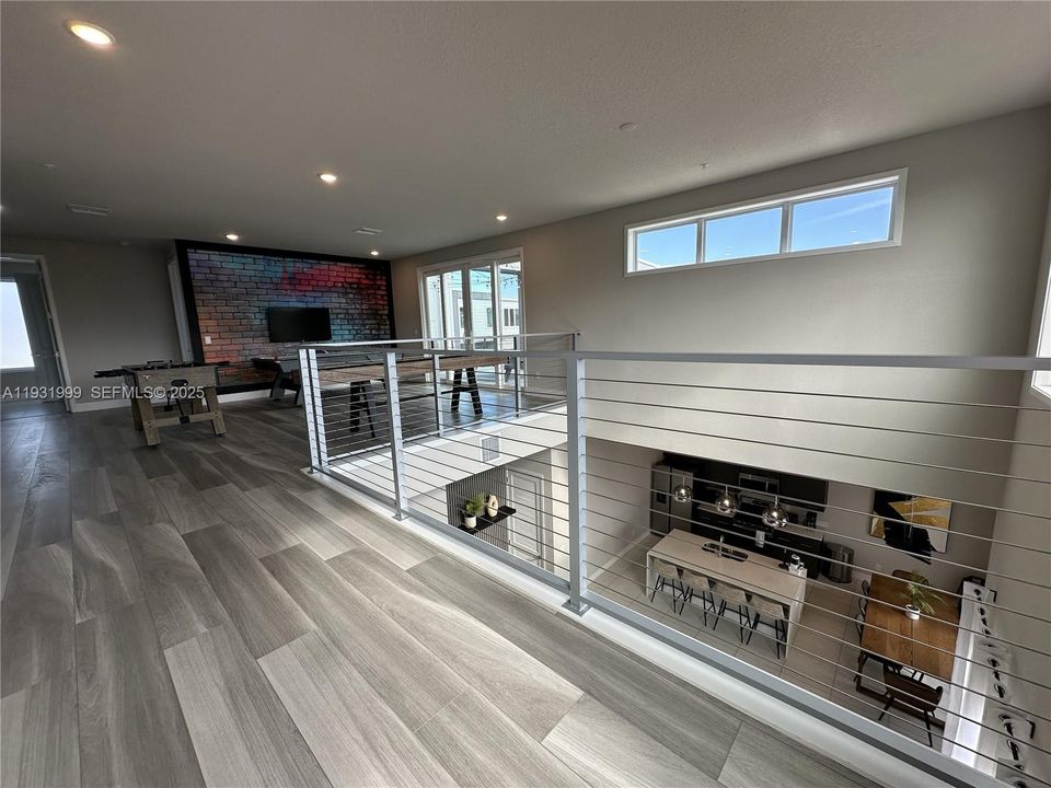 For Sale: $499,000 (5 beds, 4 baths, 2630 Square Feet)