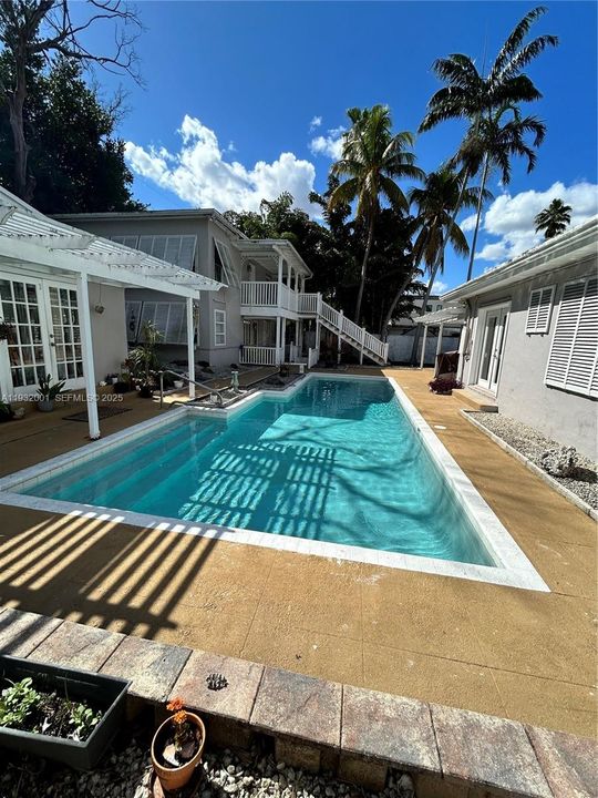 En Renta: $3,500 (2 camas, 2 baños, 1400 Pies cuadrados)