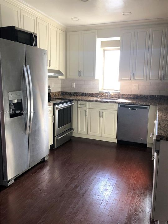 En Renta: $3,500 (2 camas, 2 baños, 1400 Pies cuadrados)