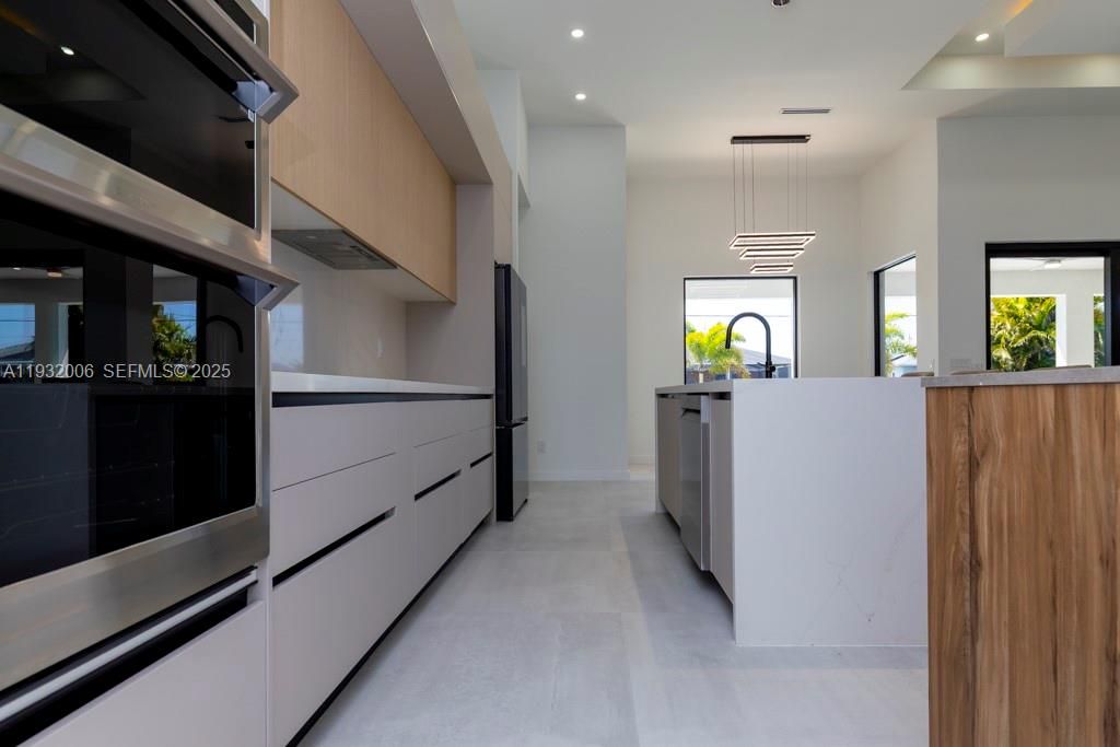 En Venta: $617,000 (4 camas, 3 baños, 0 Pies cuadrados)