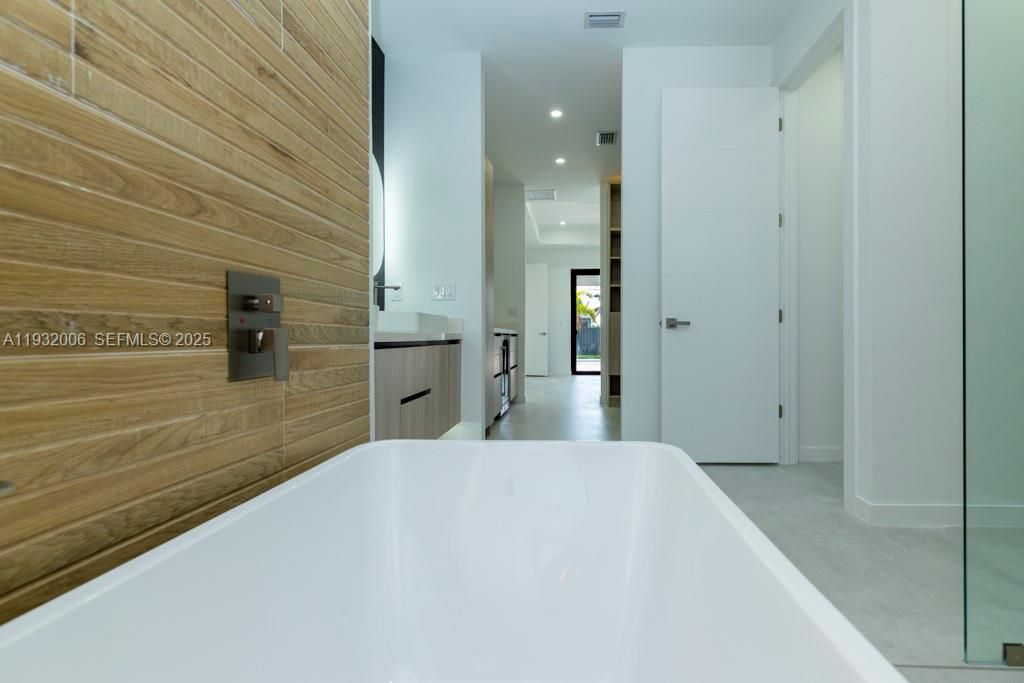 En Venta: $617,000 (4 camas, 3 baños, 0 Pies cuadrados)