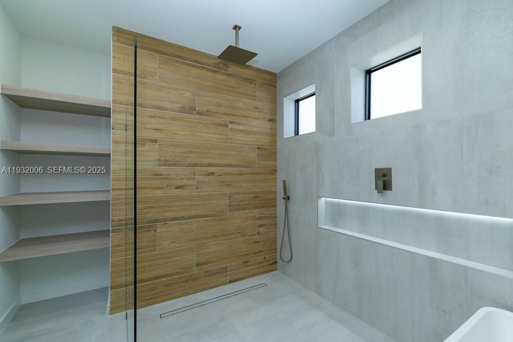 En Venta: $617,000 (4 camas, 3 baños, 0 Pies cuadrados)