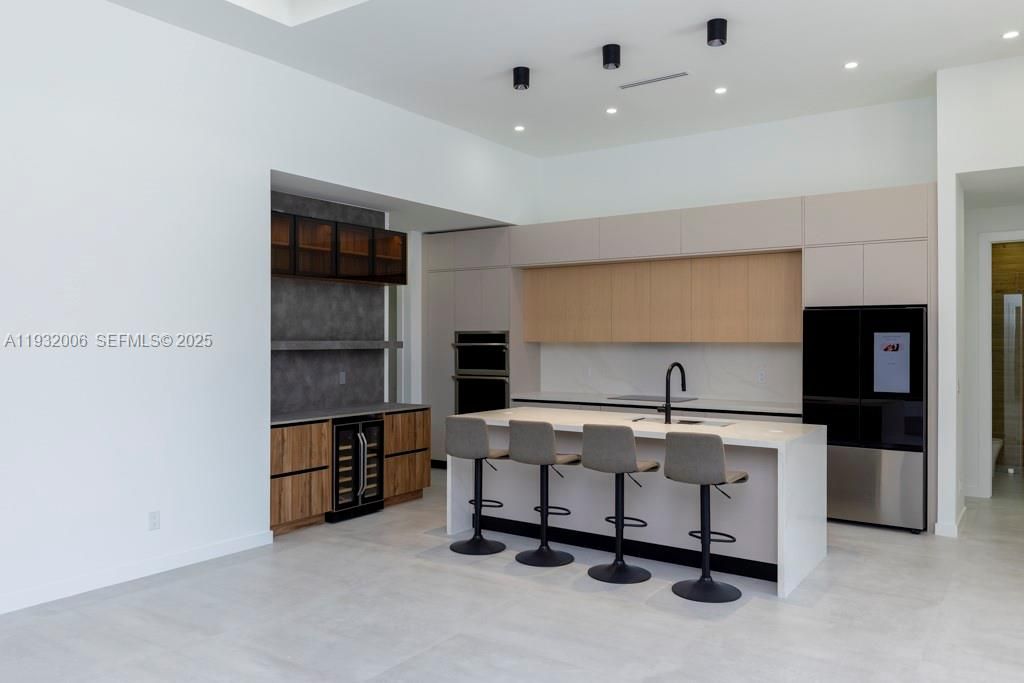 En Venta: $617,000 (4 camas, 3 baños, 0 Pies cuadrados)