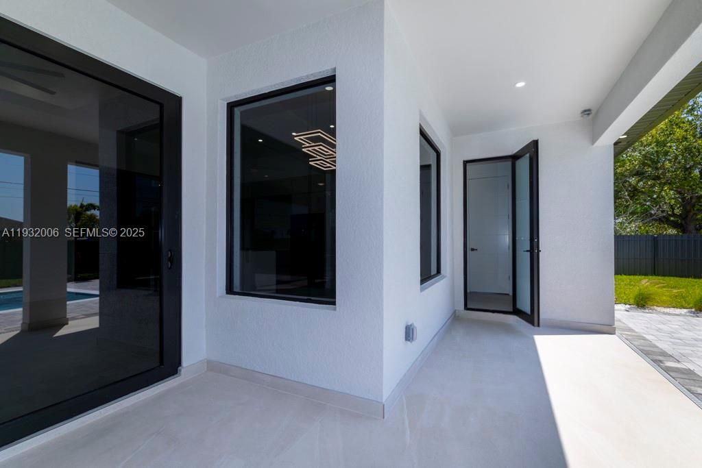 En Venta: $617,000 (4 camas, 3 baños, 0 Pies cuadrados)