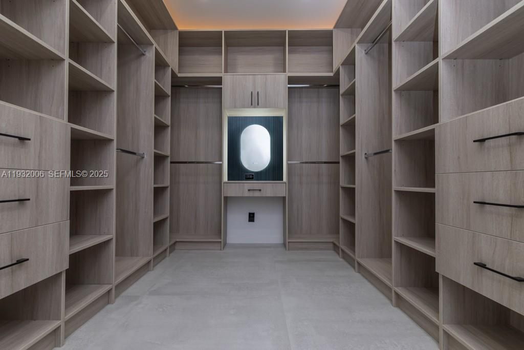 En Venta: $617,000 (4 camas, 3 baños, 0 Pies cuadrados)