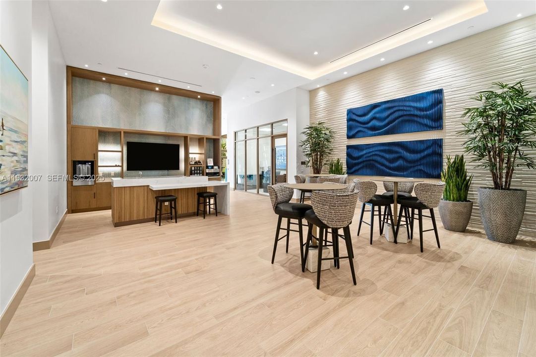 В аренду: $10,995 (3 спален, 3 ванн, 1890 Квадратных фут)