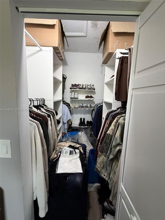 En Renta: $2,350 (2 camas, 2 baños, 912 Pies cuadrados)