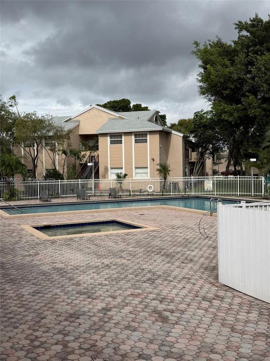 En Renta: $2,350 (2 camas, 2 baños, 912 Pies cuadrados)