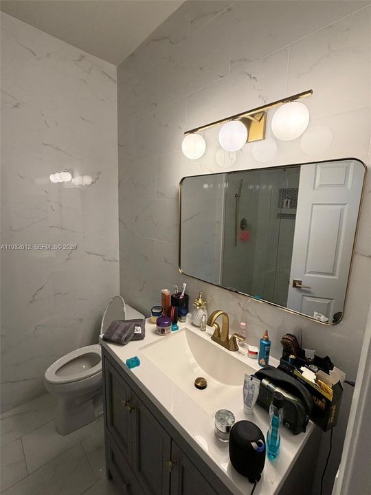 En Renta: $2,350 (2 camas, 2 baños, 912 Pies cuadrados)