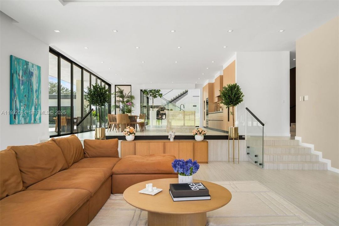 For Sale: $14,900,000 (9 beds, 8 baths, 9660 Square Feet)