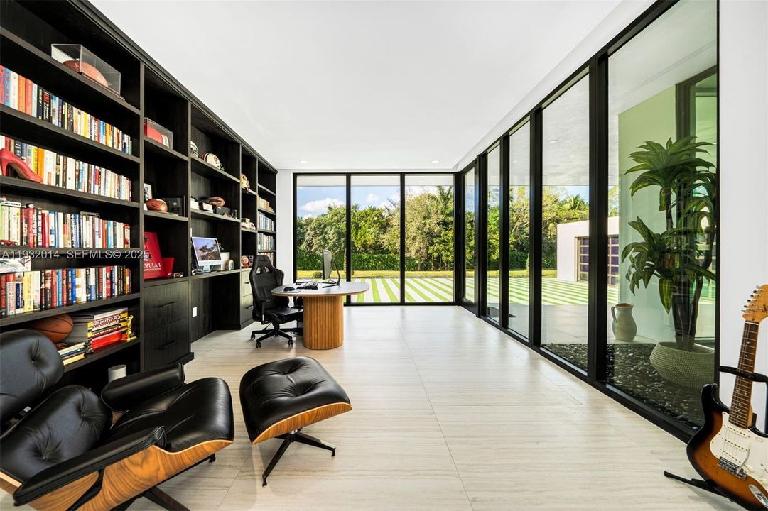 For Sale: $14,900,000 (9 beds, 8 baths, 9660 Square Feet)