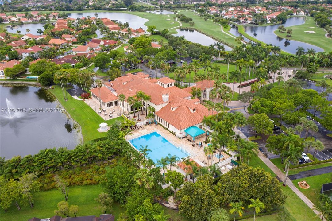 Doral Park Country Club