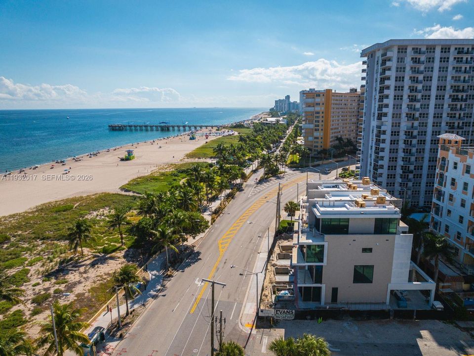 En Venta: $4,450,000 (4 camas, 4 baños, 3624 Pies cuadrados)