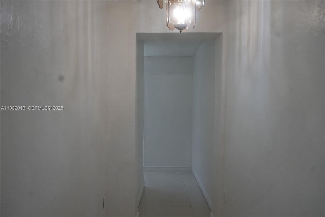 En Renta: $4,500 (5 camas, 2 baños, 3437 Pies cuadrados)