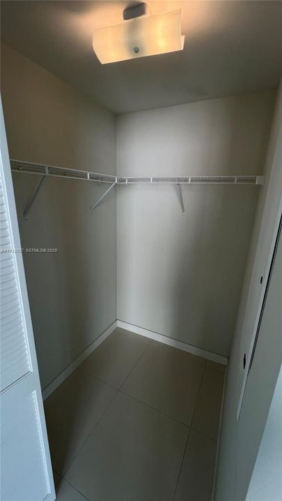 На продажу: $275,000 (1 спален, 1 ванн, 726 Квадратных фут)