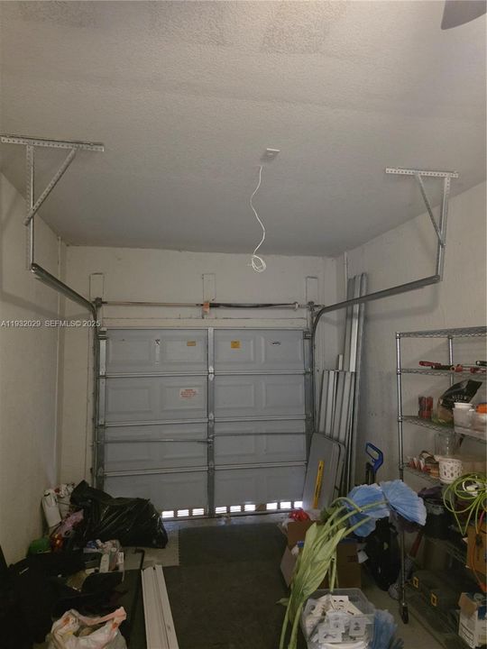 For Rent: $3,350 (4 beds, 2 baths, 1826 Square Feet)