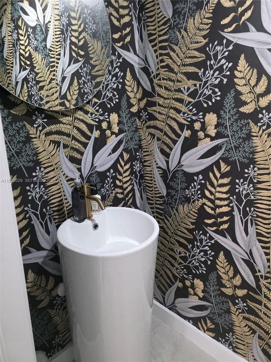 For Rent: $3,350 (4 beds, 2 baths, 1826 Square Feet)