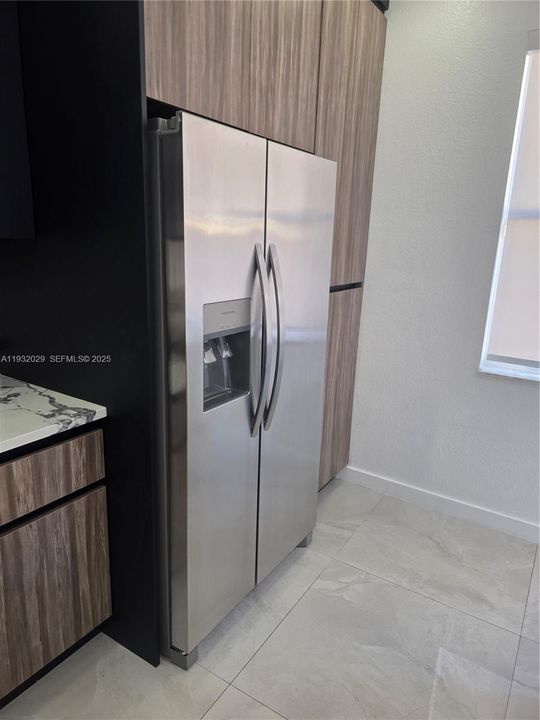 For Rent: $3,350 (4 beds, 2 baths, 1826 Square Feet)