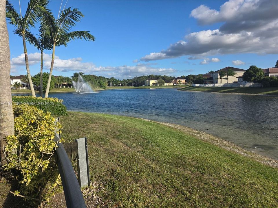 For Rent: $3,350 (4 beds, 2 baths, 1826 Square Feet)