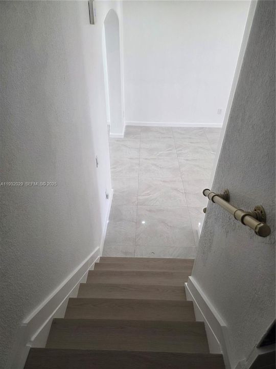 For Rent: $3,350 (4 beds, 2 baths, 1826 Square Feet)