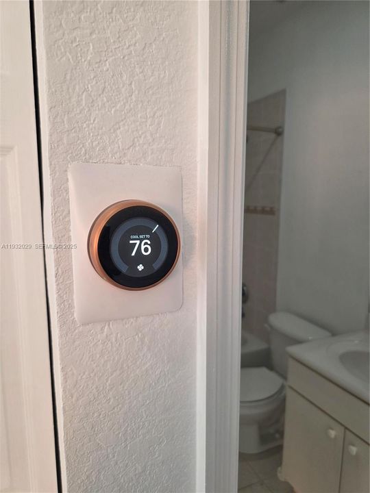 For Rent: $3,350 (4 beds, 2 baths, 1826 Square Feet)