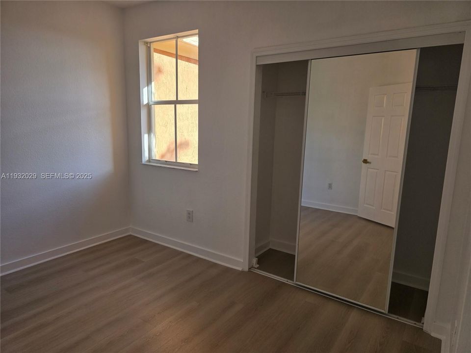 For Rent: $3,350 (4 beds, 2 baths, 1826 Square Feet)