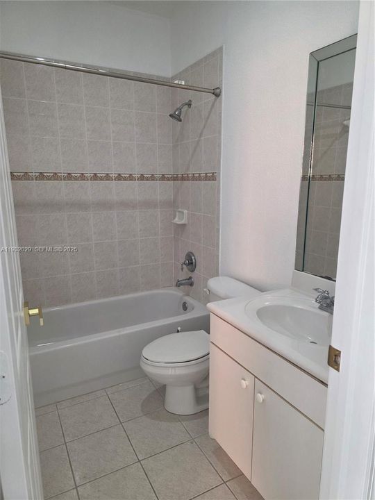 For Rent: $3,350 (4 beds, 2 baths, 1826 Square Feet)