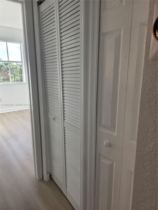 For Rent: $3,350 (4 beds, 2 baths, 1826 Square Feet)