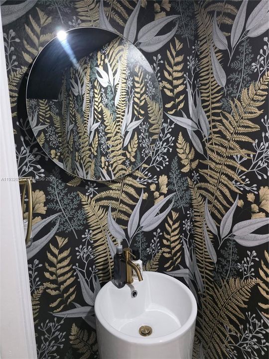 For Rent: $3,350 (4 beds, 2 baths, 1826 Square Feet)