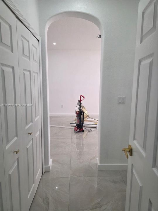 For Rent: $3,350 (4 beds, 2 baths, 1826 Square Feet)