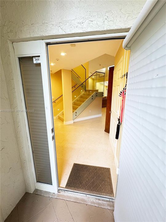 На продажу: $849,000 (3 спален, 4 ванн, 2546 Квадратных фут)