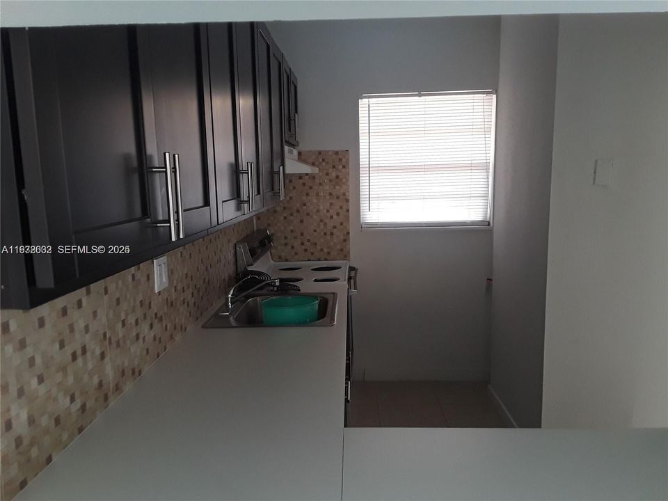 В аренду: $1,850 (2 спален, 2 ванн, 840 Квадратных фут)