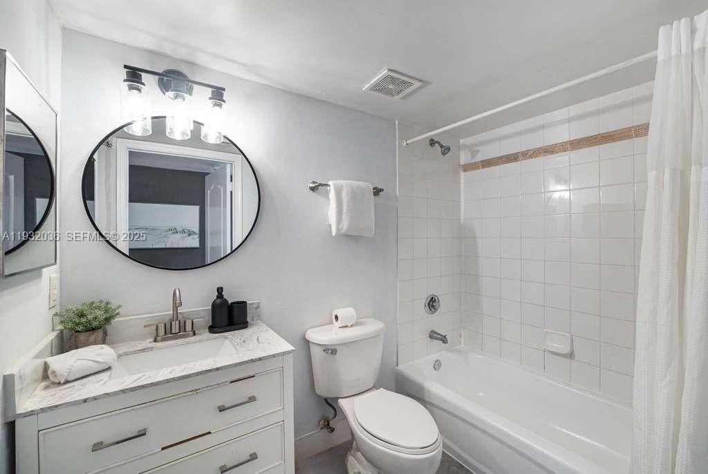 En Venta: $1,100,000 (3 camas, 2 baños, 1232 Pies cuadrados)