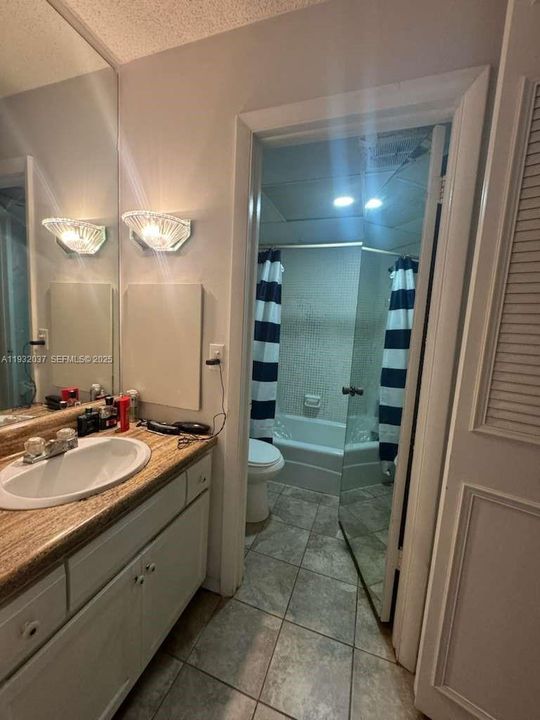 For Sale: $105,000 (1 beds, 1 baths, 800 Square Feet)