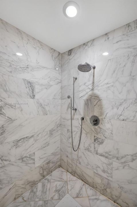 В аренду: $12,000 (3 спален, 3 ванн, 2235 Квадратных фут)