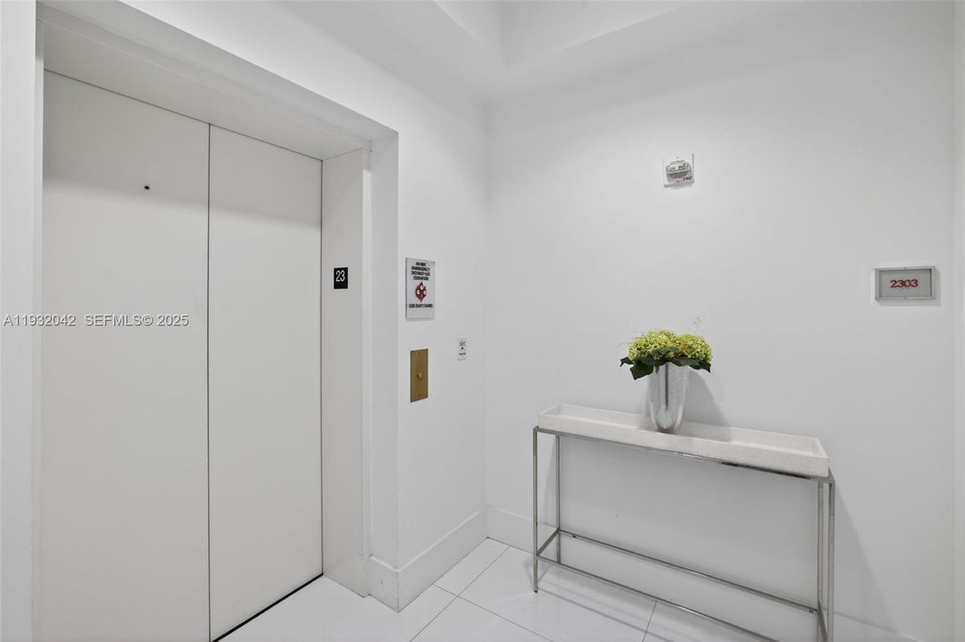 В аренду: $12,000 (3 спален, 3 ванн, 2235 Квадратных фут)