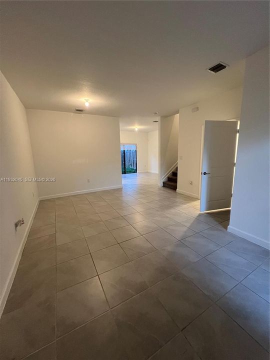 В аренду: $2,600 (3 спален, 2 ванн, 1442 Квадратных фут)