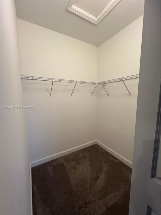 В аренду: $2,600 (3 спален, 2 ванн, 1442 Квадратных фут)