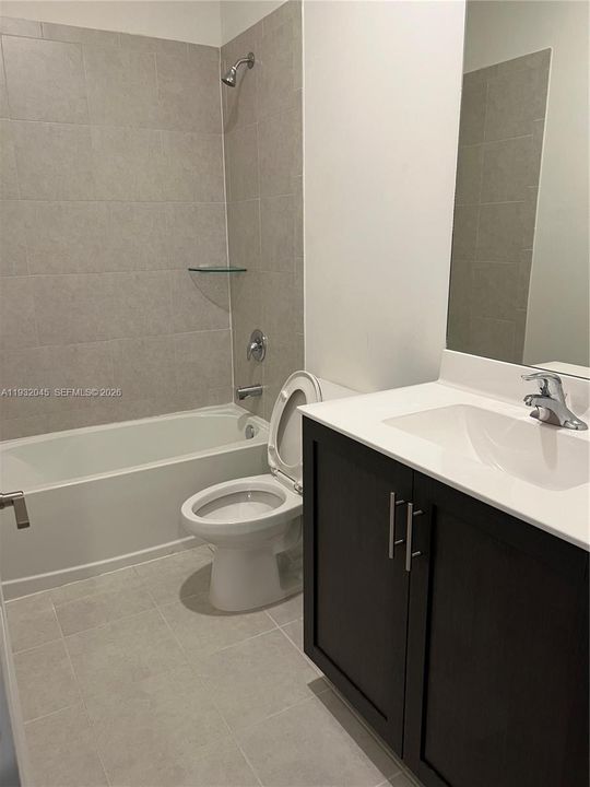 В аренду: $2,600 (3 спален, 2 ванн, 1442 Квадратных фут)