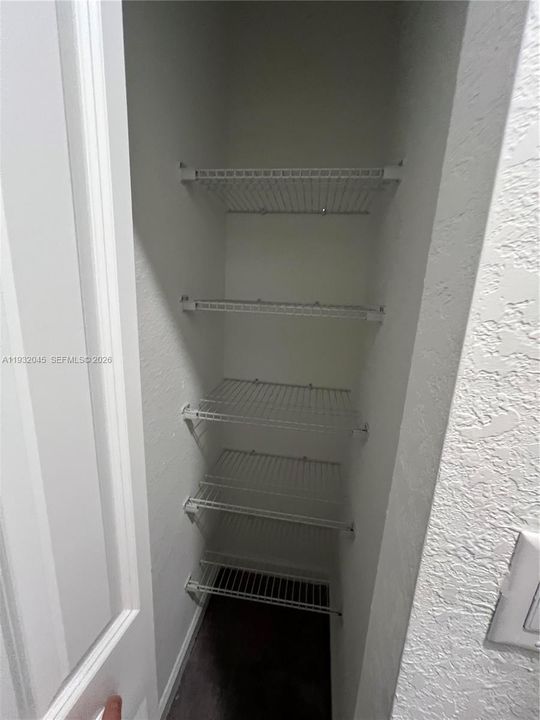 В аренду: $2,600 (3 спален, 2 ванн, 1442 Квадратных фут)