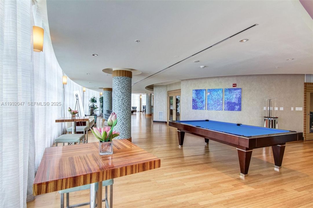 For Rent: $6,800 (3 beds, 3 baths, 1795 Square Feet)