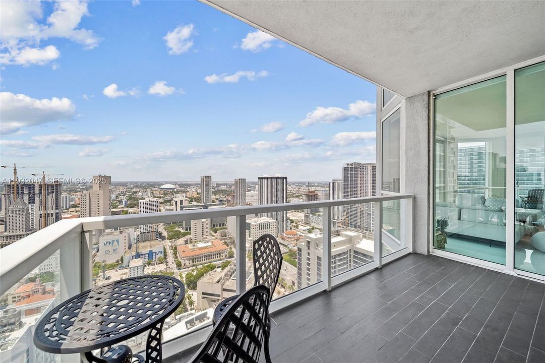 For Rent: $6,800 (3 beds, 3 baths, 1795 Square Feet)