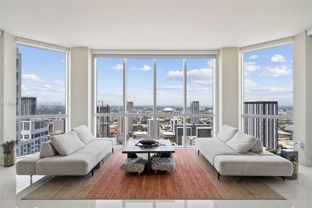 For Rent: $6,800 (3 beds, 3 baths, 1795 Square Feet)