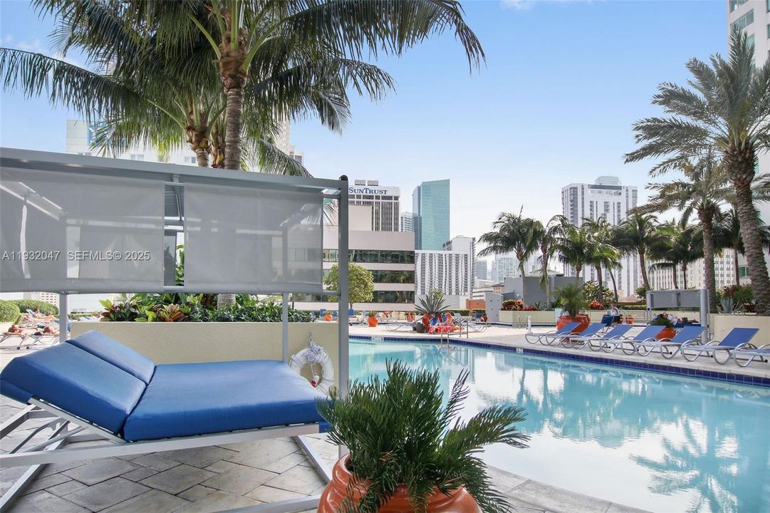 For Rent: $6,800 (3 beds, 3 baths, 1795 Square Feet)