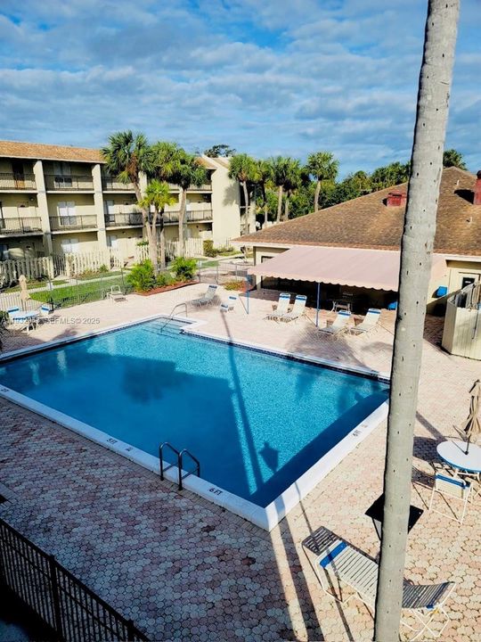 For Rent: $1,500 (1 beds, 1 baths, 625 Square Feet)