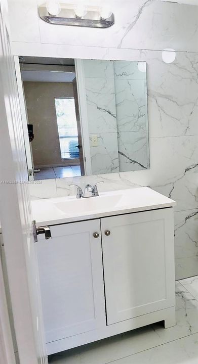 For Rent: $1,500 (1 beds, 1 baths, 625 Square Feet)